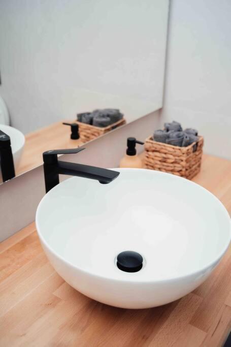 Ferienwohnung Drago House, City Center Location Shkodra Exterior foto
